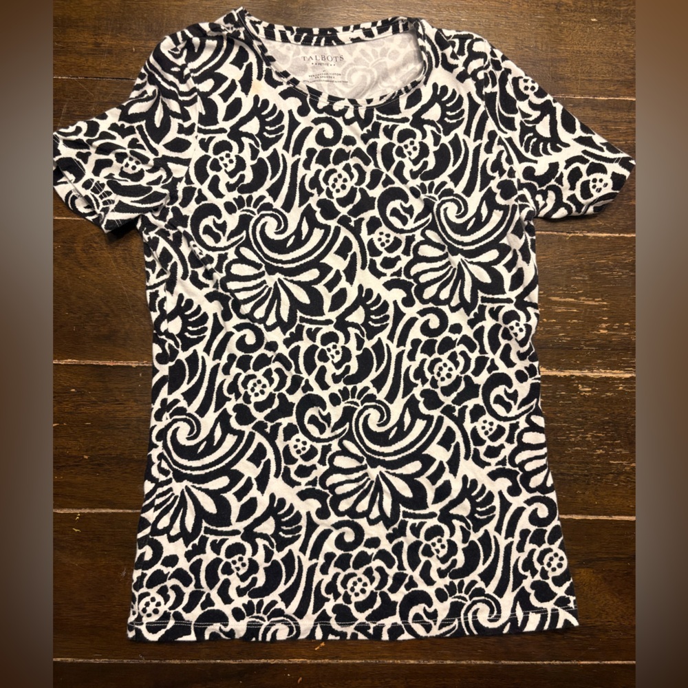Talbots Black and White Abstract Top